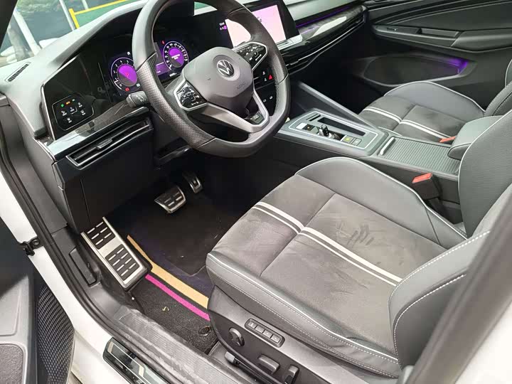 Фото 6 - Volkswagen Golf