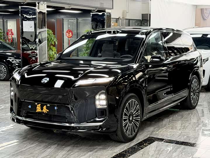 Фото 1 - Nio ES8