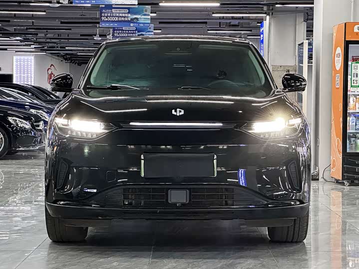 Photo 2 - Leapmotor C11