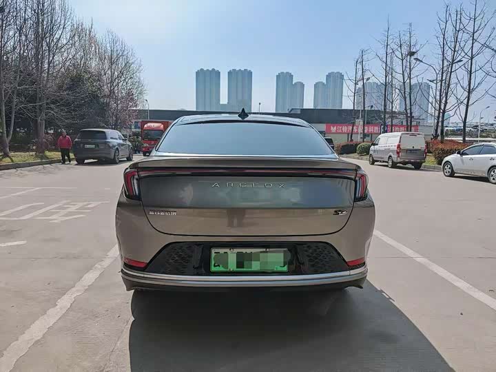 Photo 5 - BAIC Arcfox Alpha S