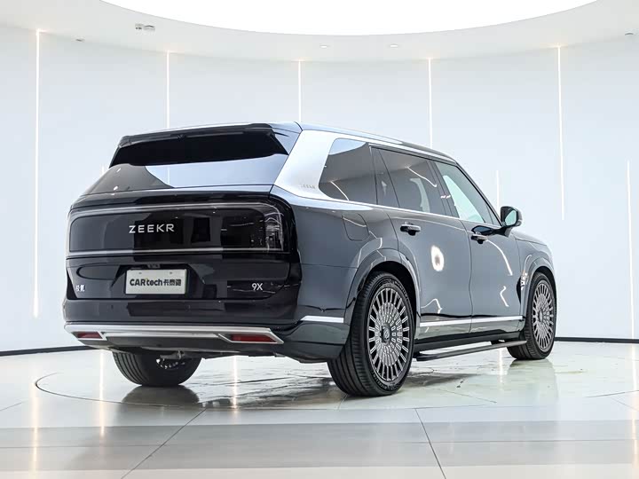 Фото 8 - Zeekr 9X