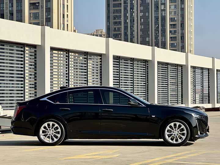 Photo 8 - Cadillac CT5