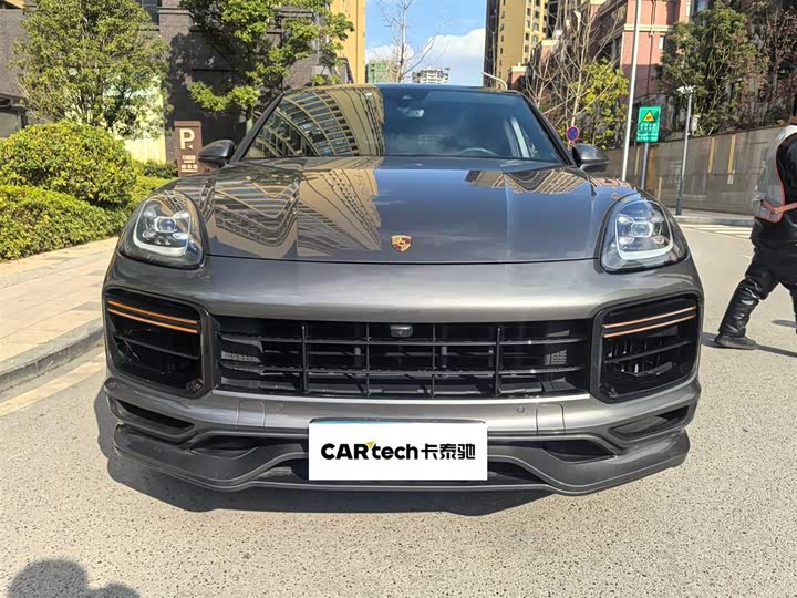 Фото 2 - Porsche Cayenne