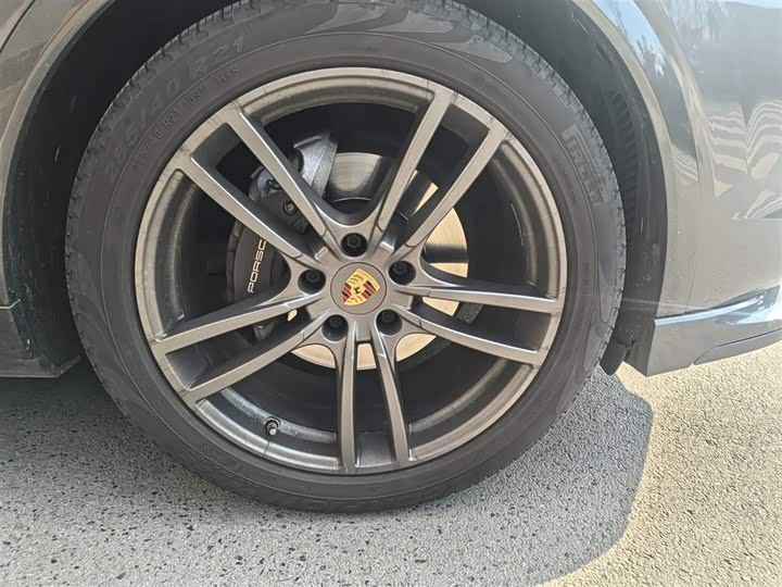 Фото 7 - Porsche Cayenne