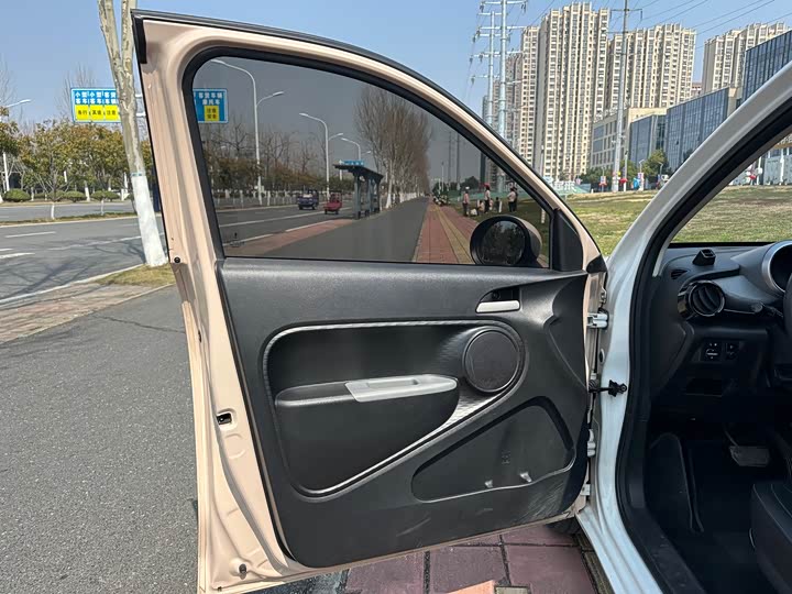 Photo 7 - Ora Black Cat