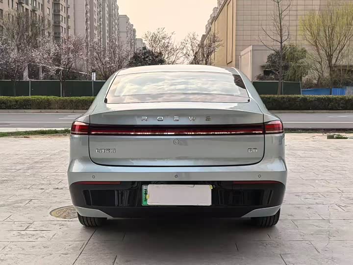 Фото 8 - Roewe D6