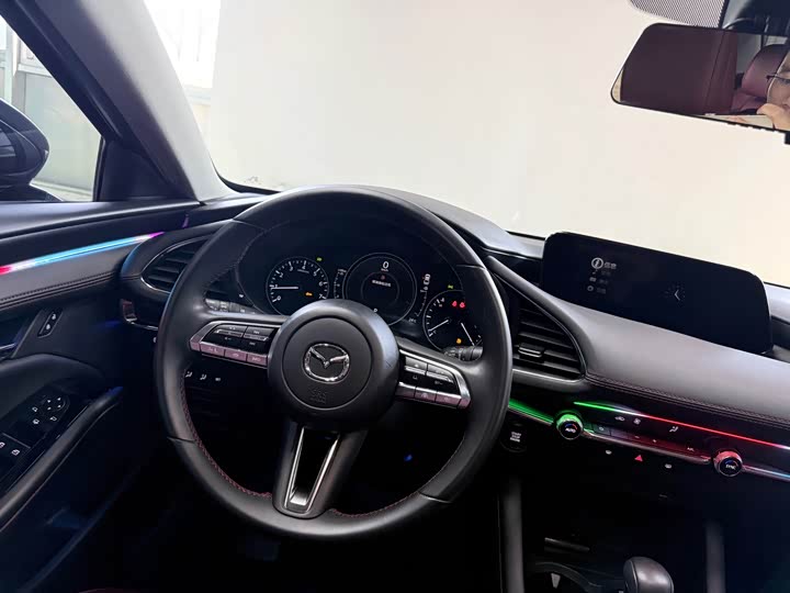 Фото 9 - Mazda 3 (Axela)