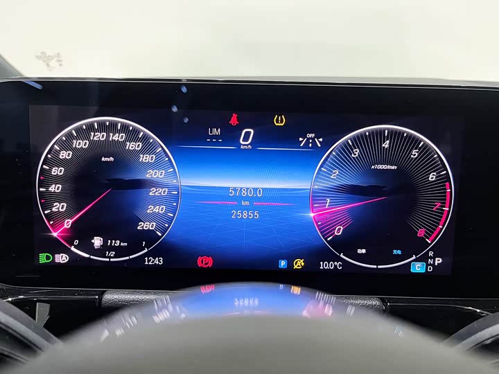 Фото 5 - Mercedes-Benz GLA-Class