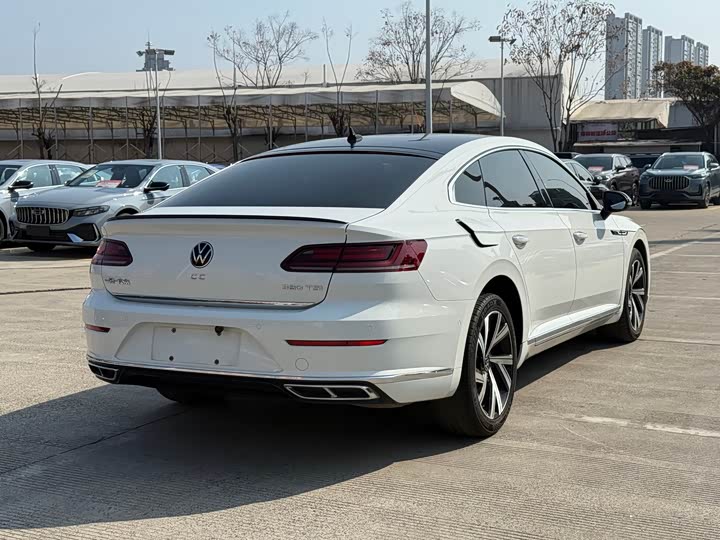 Фото 7 - Volkswagen CC