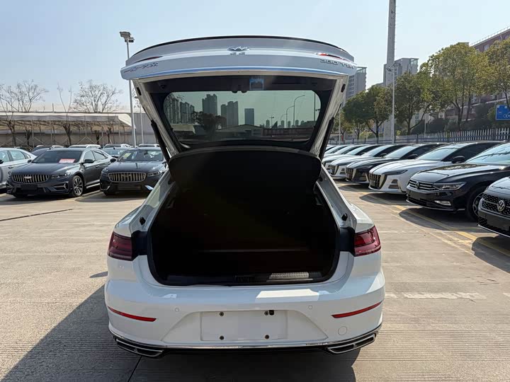 Фото 8 - Volkswagen CC
