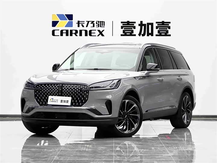 Фото 1 - Lincoln Aviator