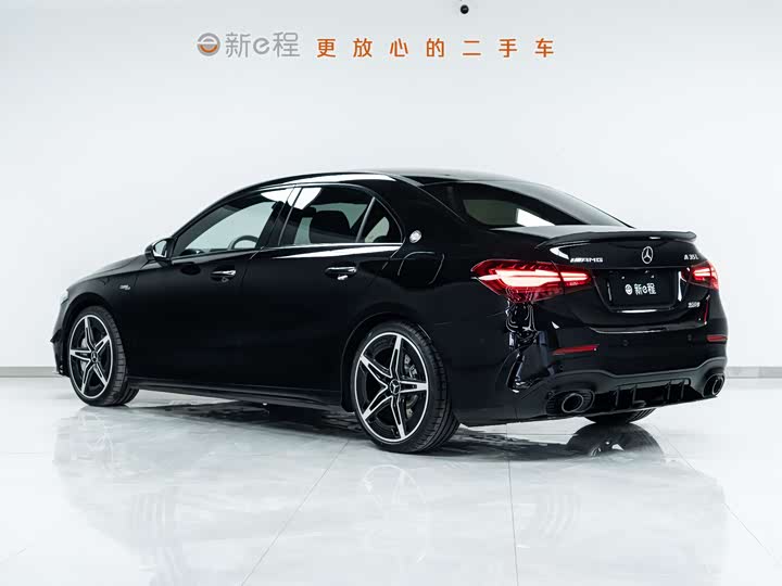 Фото 4 - Mercedes-Benz A-Class AMG