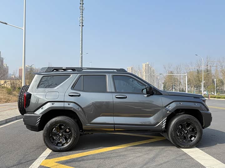 Фото 8 - Tank 400 Hybrid