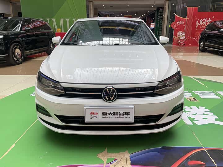 Фото 2 - Volkswagen Polo