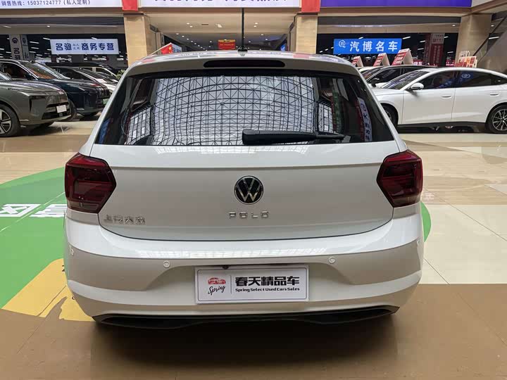 Фото 6 - Volkswagen Polo