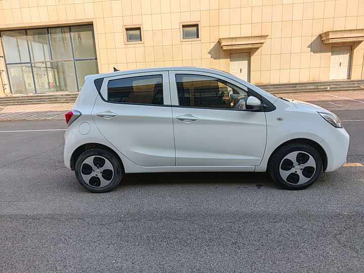 Фото 4 - Changan BenBen E-Star