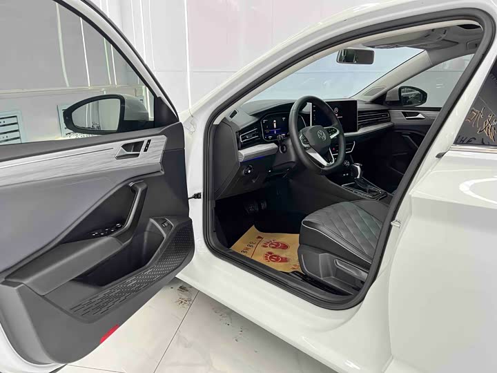 Фото 7 - Volkswagen Sagitar L