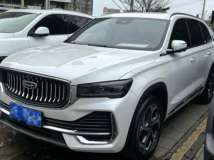 Фото 2 - Geely Monjaro