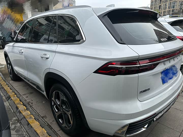 Фото 5 - Geely Monjaro