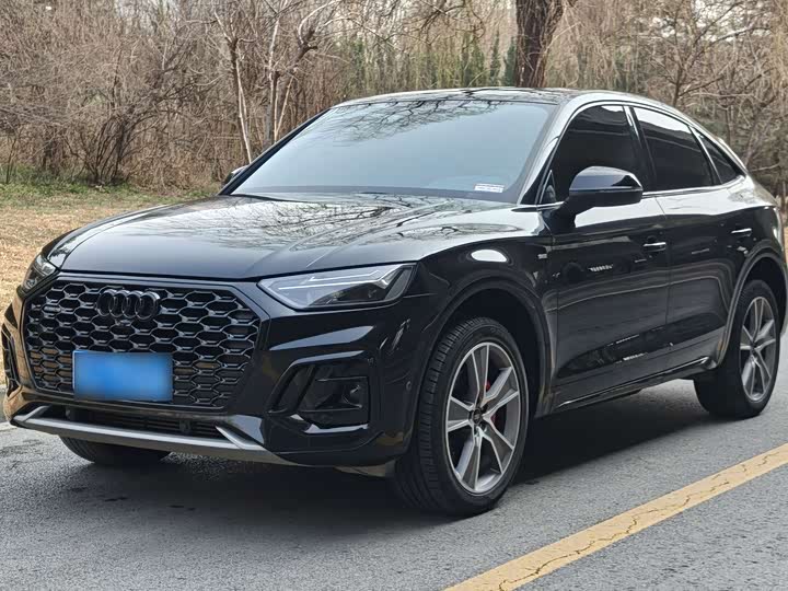 Фото 1 - Audi Q5L Sportback
