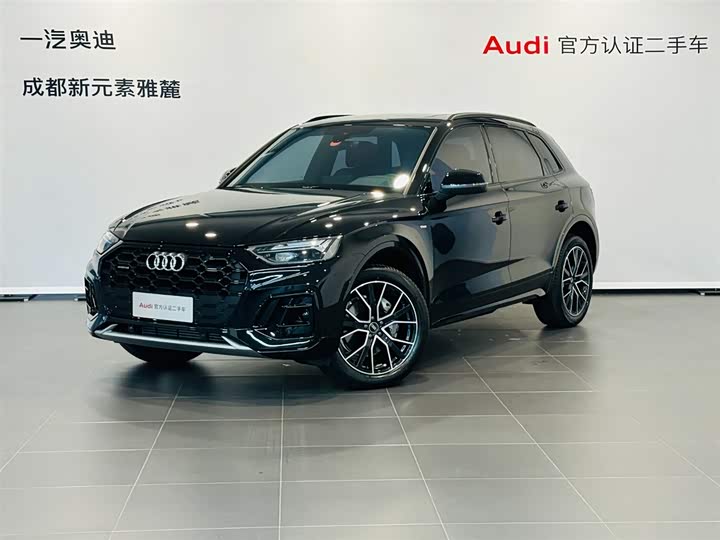 Фото 1 - Audi Q5L