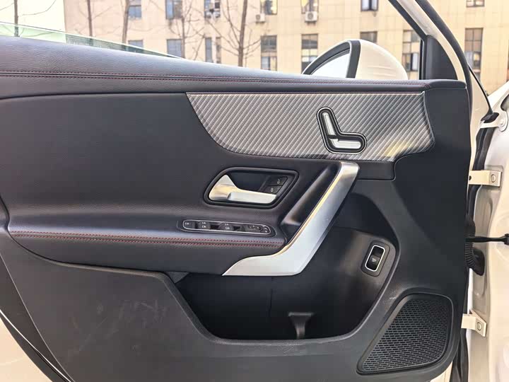 Фото 7 - Mercedes-Benz A-Class