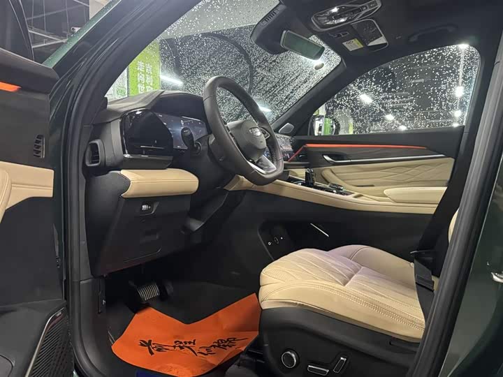 Фото 5 - Geely Monjaro