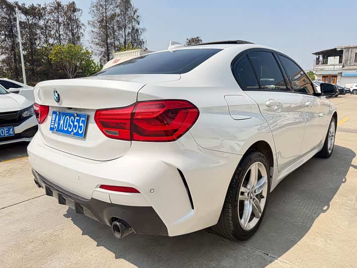 Фото 4 - BMW 1 Series