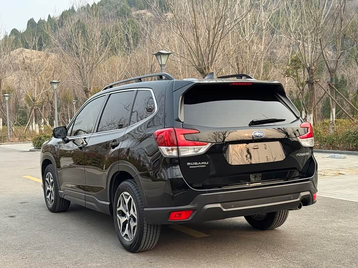 Фото 5 - Subaru Forester