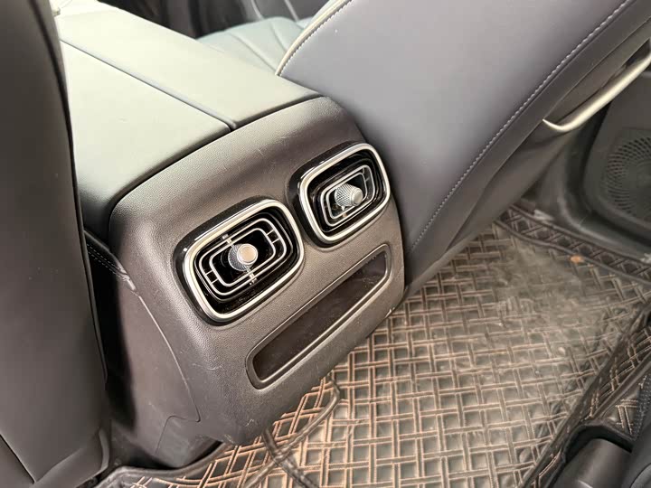 Фото 6 - Chery Tiggo 9