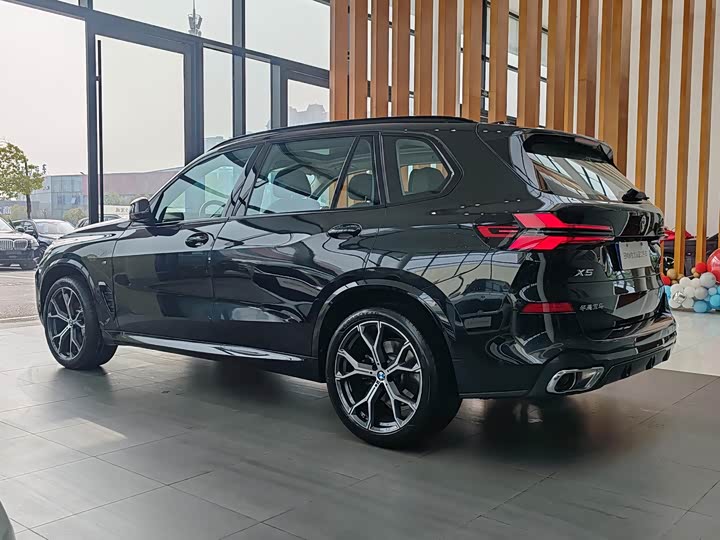 Фото 7 - BMW X5