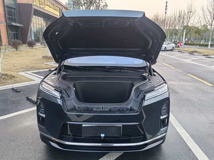 Фото 8 - Nio ES8