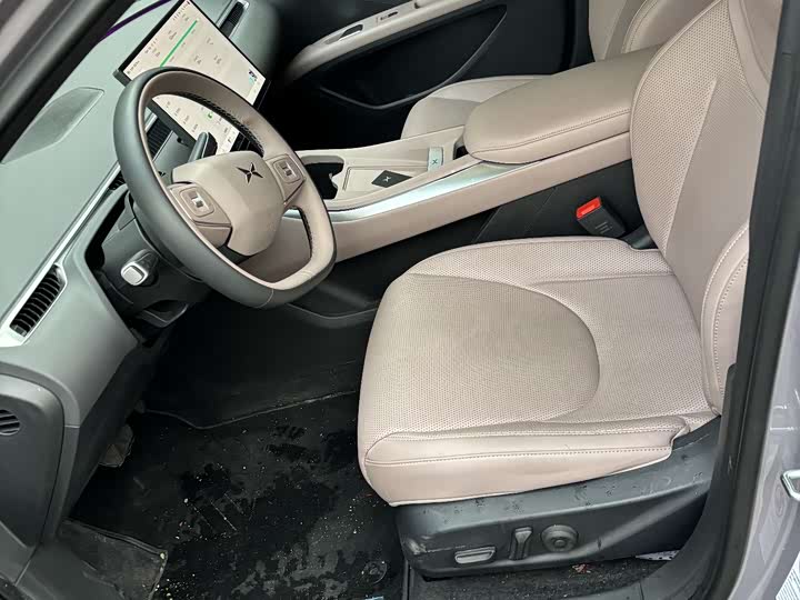 Фото 4 - XPeng Mona M03