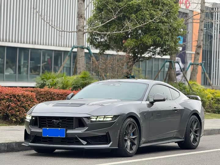 Photo 1 - Ford Mustang