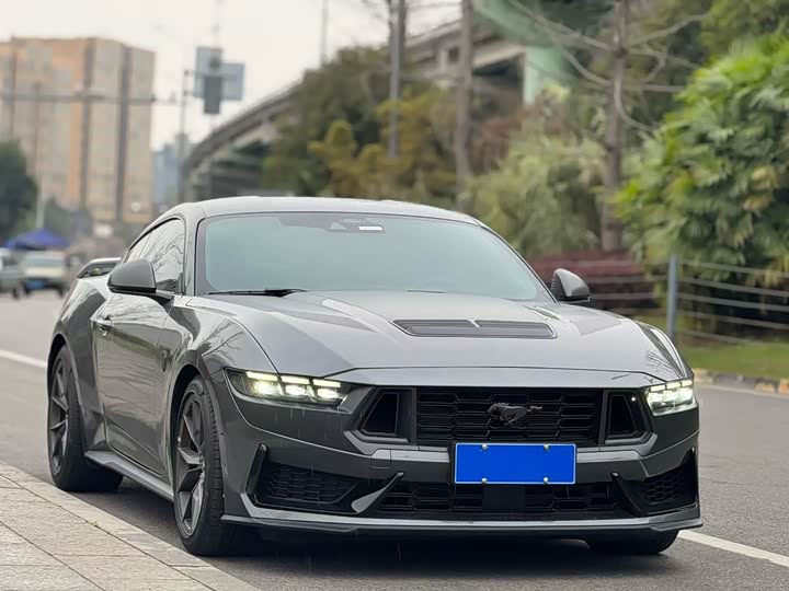 Photo 3 - Ford Mustang