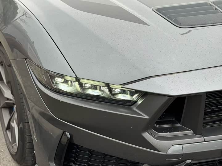 Photo 4 - Ford Mustang