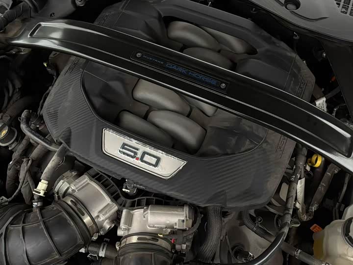 Photo 8 - Ford Mustang