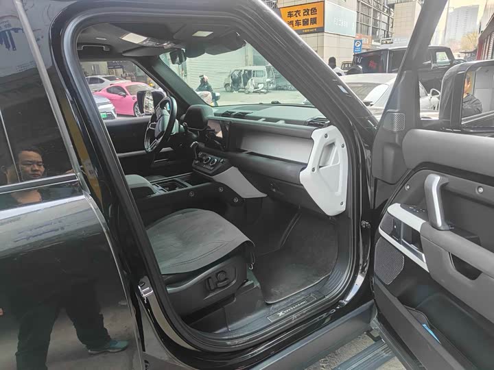 Фото 5 - Land Rover Defender