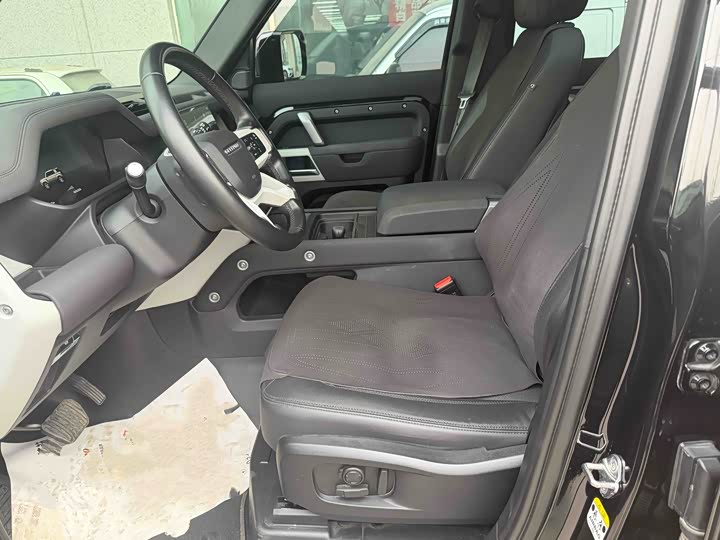 Фото 6 - Land Rover Defender