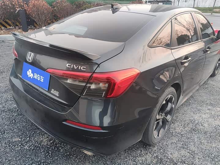 Фото 3 - Honda Civic