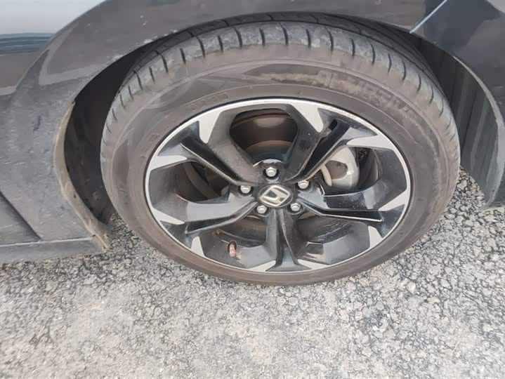 Фото 6 - Honda Civic