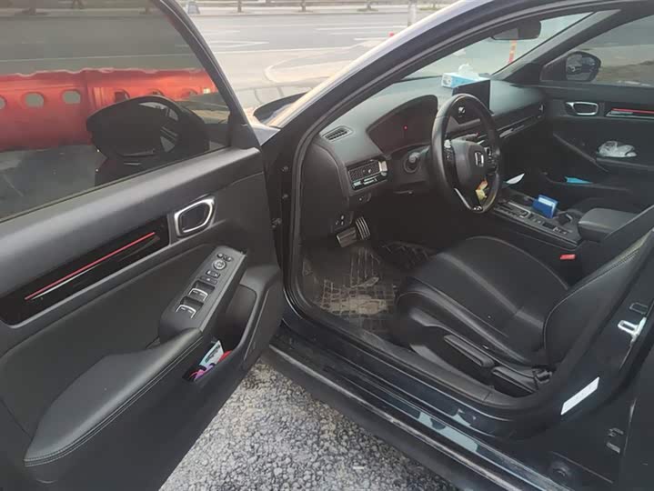 Фото 7 - Honda Civic