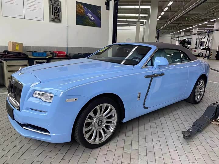 Фото 4 - Rolls-Royce Dawn