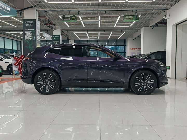 Фото 4 - Avatr 07