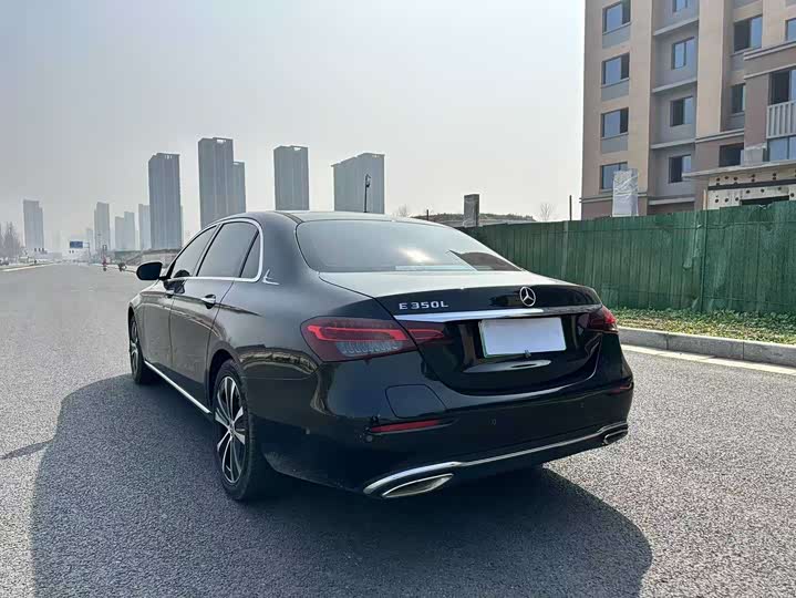 Фото 8 - Mercedes-Benz E-Class Hybrid