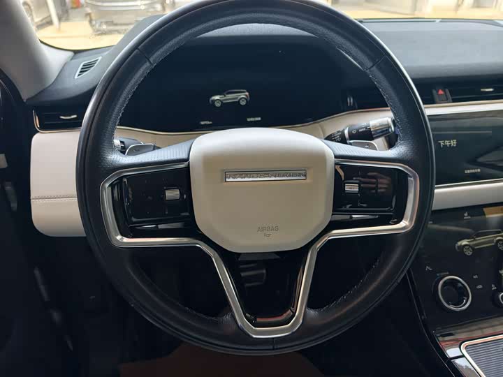 Photo 4 - Land Rover Range Rover Evoque L