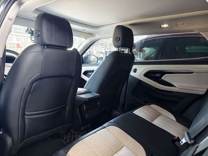 Photo 7 - Land Rover Range Rover Evoque L