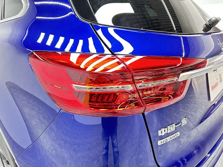 Photo 7 - Hongqi HS5