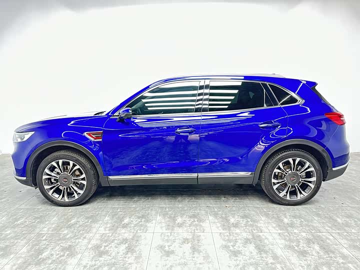 Photo 8 - Hongqi HS5