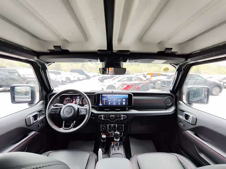 Фото 9 - Jeep Wrangler